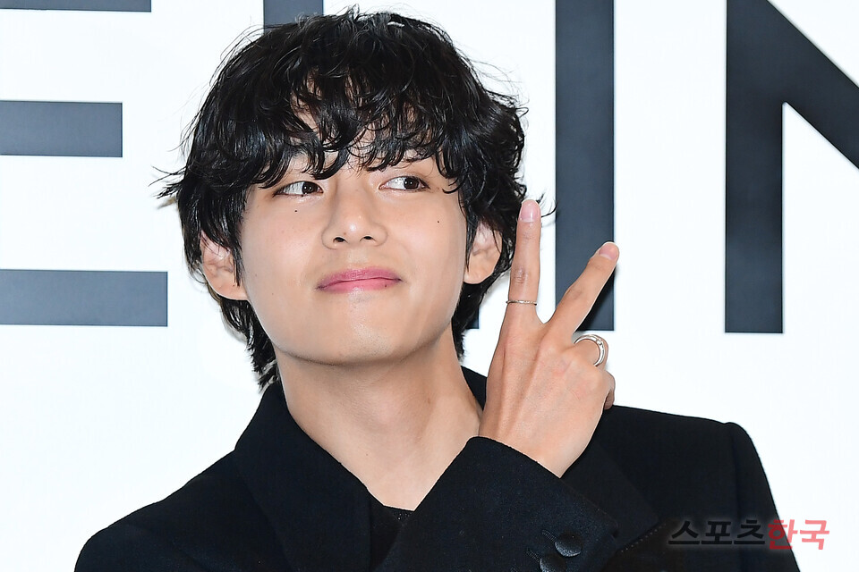BTS 뷔, 느낌있는 브이