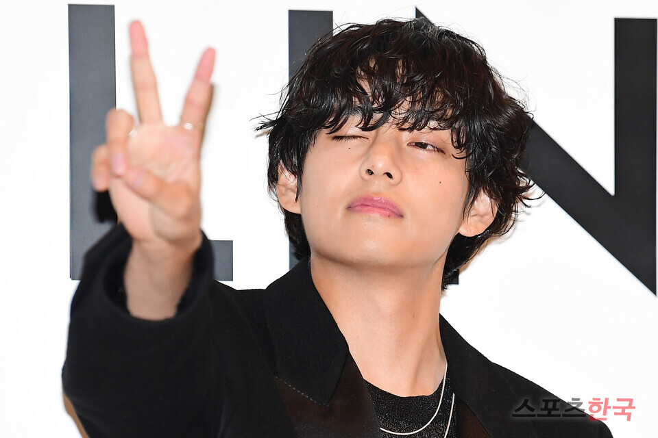 BTS 뷔, 느낌있는 브이