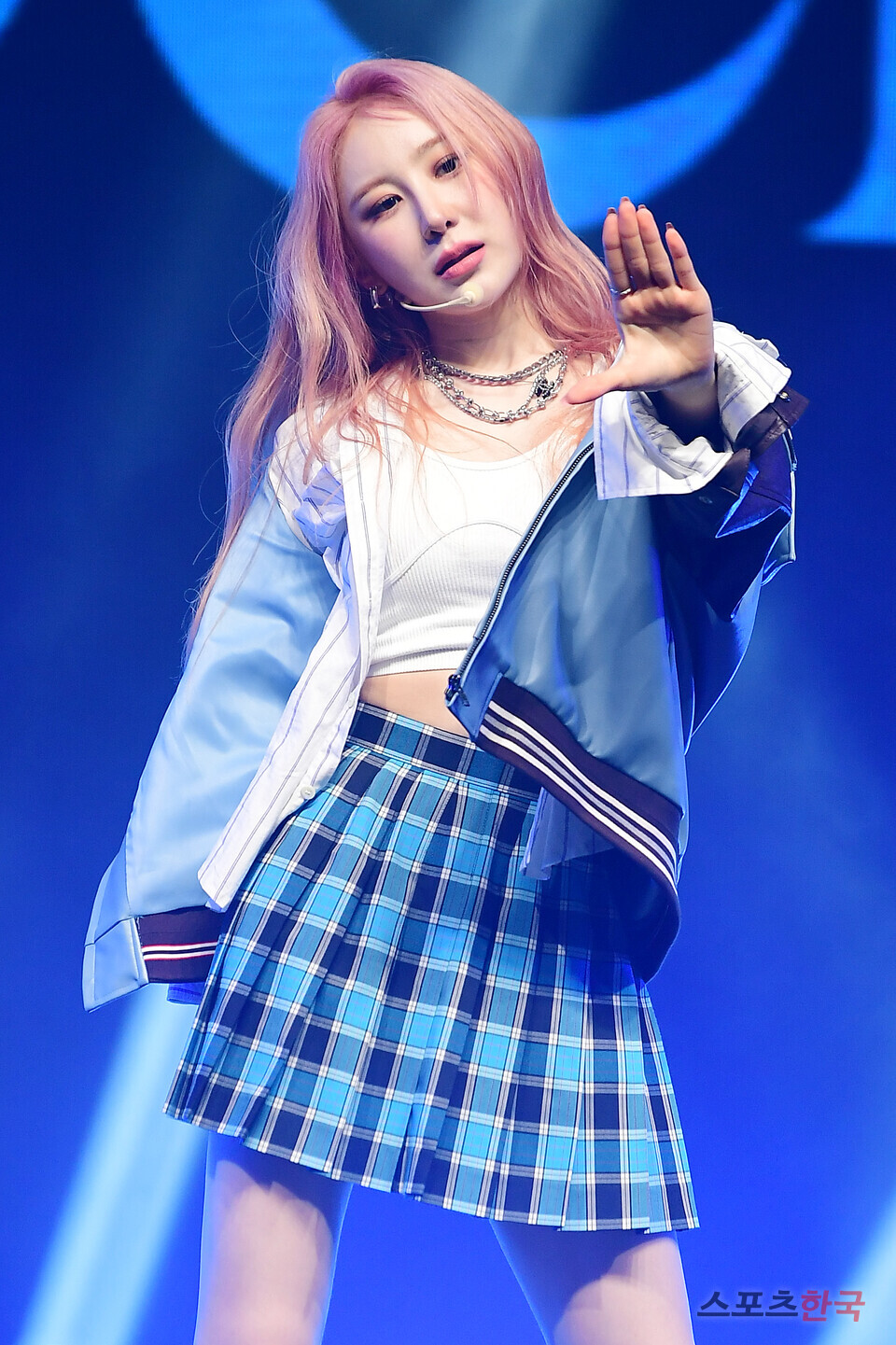 이채연, 팬심 저격