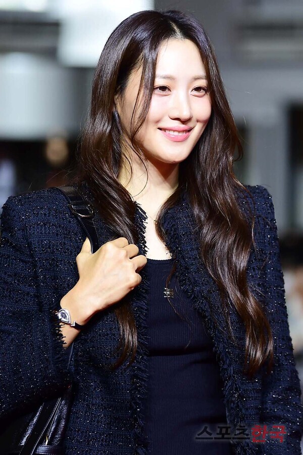 수현, 우아한 분위기