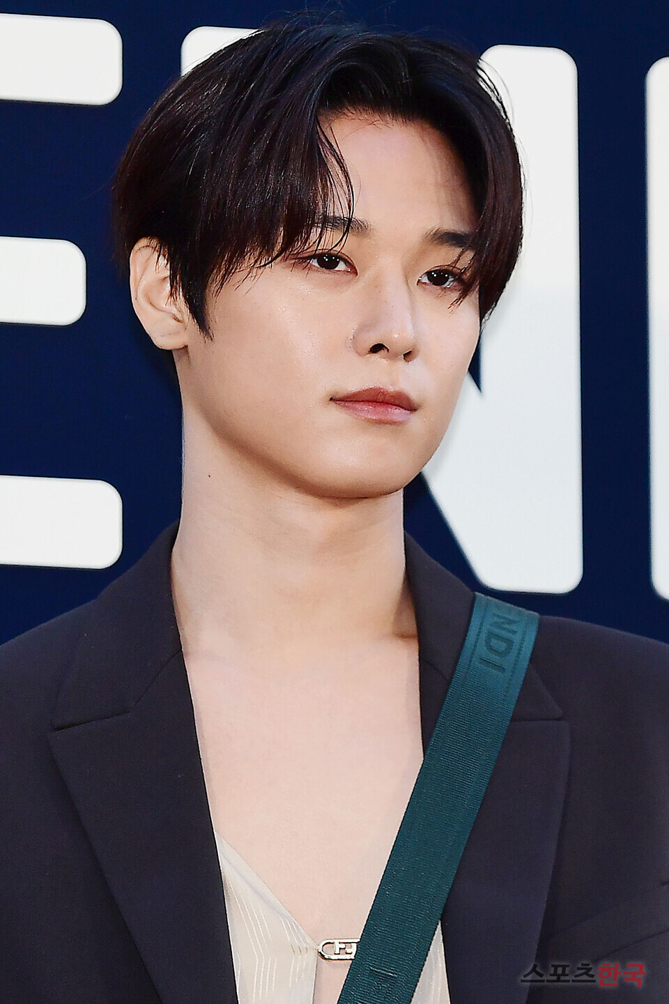 더보이즈 주연, 그윽한 눈빛
