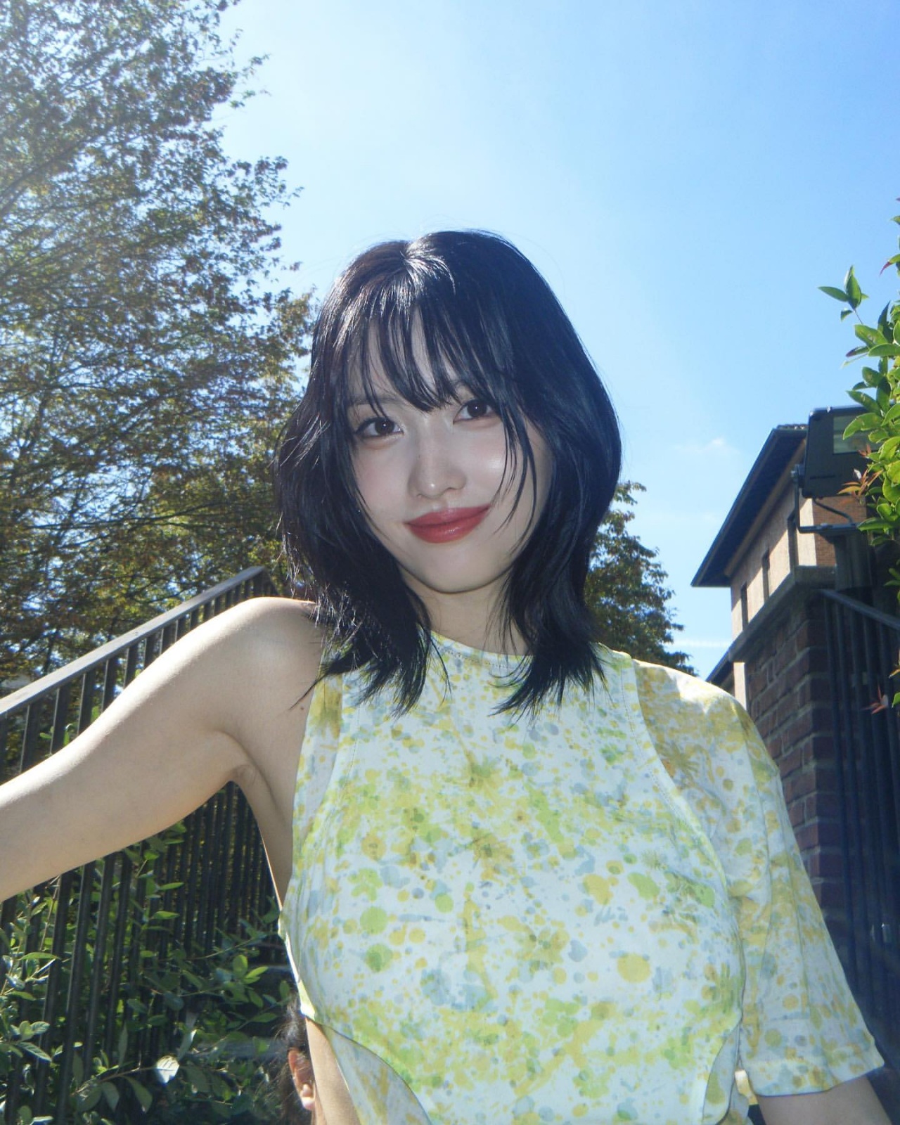 트와이스 모모, 무결점 화사한 비주얼 눈길