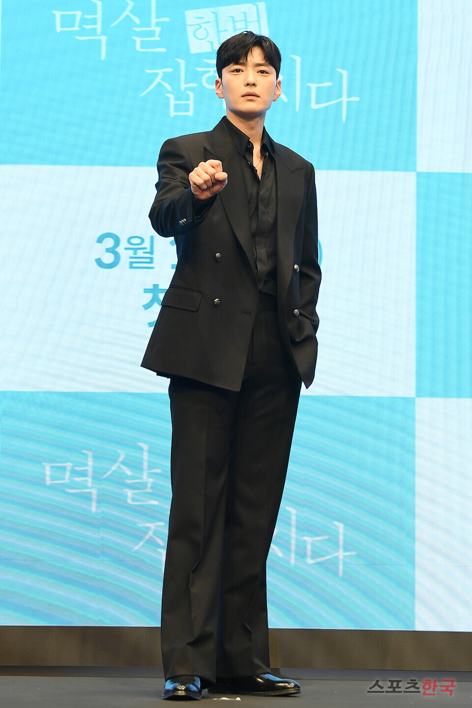 장승조, 그윽한 눈빛