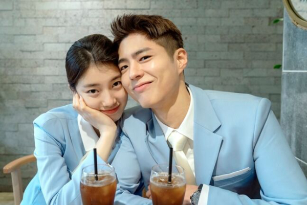 '원더랜드' 수지X박보검, 설렘 폭발하는 '사내 커플' 비주얼 조합