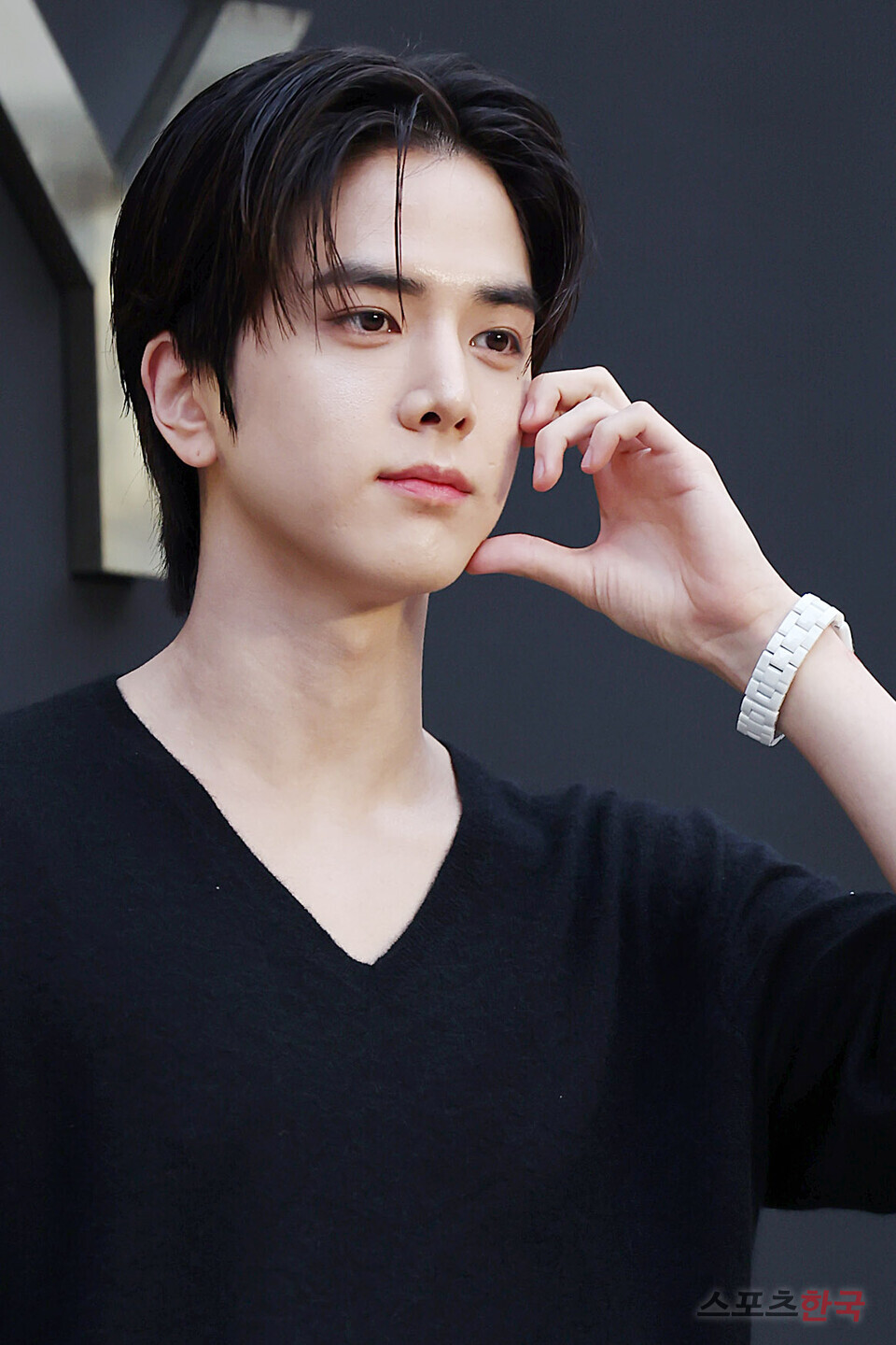 더보이즈 영훈, 아래서 봐도 완벽