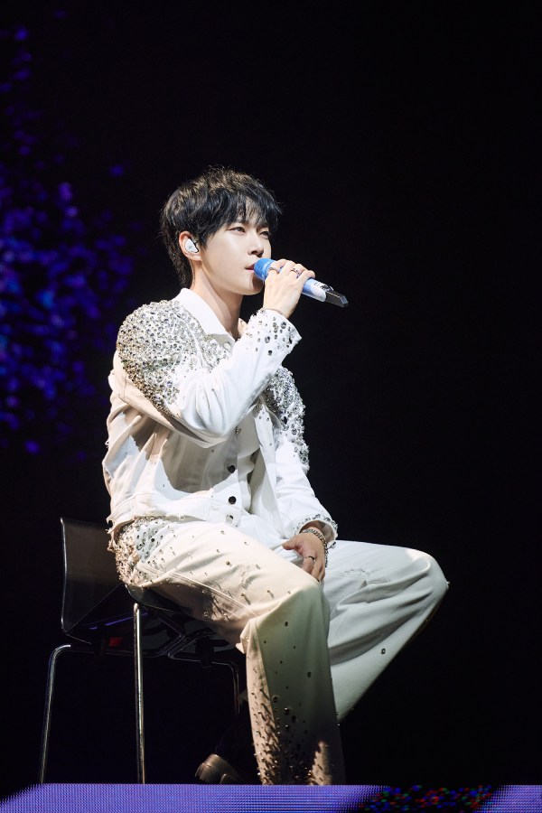 NCT 도영, 방콕 콘서트 성료…폭발적인 현지 반응 '진한 감동'