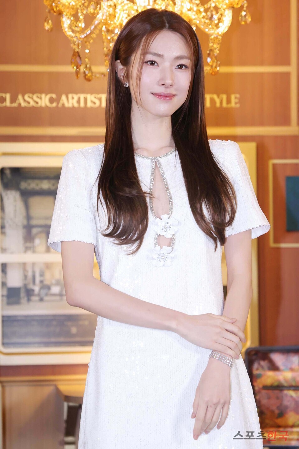 하영, 확 달라진 분위기