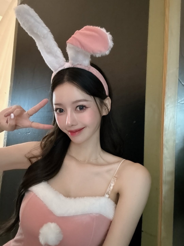 치어리더 이아영, '뼈말라' 토끼룩…뽀얀 속살 다 보이네[스한★그램]