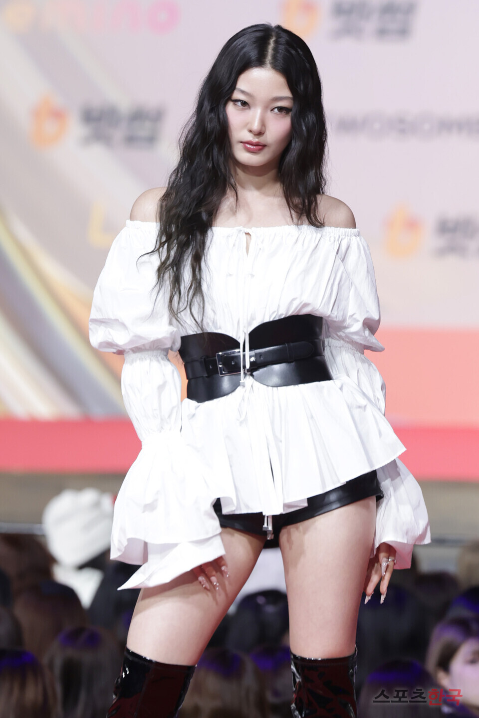 캣츠아이 윤채, 치명적인 매력