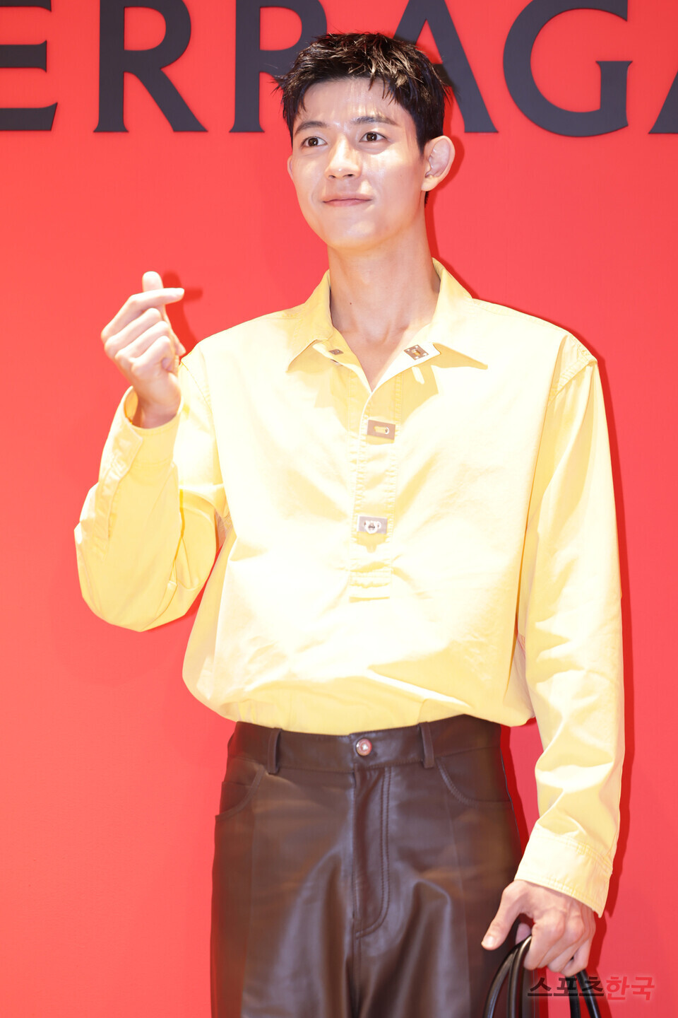 로몬 '짙은 잘생김'