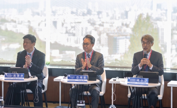 신한지주, 지배구조 고도화...독립이사 기준·AI 내부통제 정비