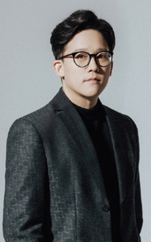 이성수 SM 대표, "<b>에스파</b>도 울컥했다" 이수만 향한 비판 [전문]
