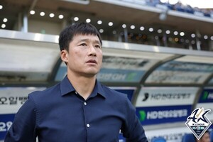 광주 이정효의 기대감-울산 홍명보의 실망감 교차한 기자회견장[울산에...
