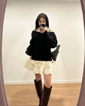 <b>효민</b>, 매끈각선미+화사한 비주얼 눈길