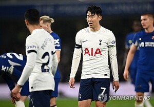'또 <b>세트피스</b> 실점' <b>토트넘</b>, 2G 연속 '런던 동네북' 됐다