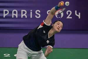 안세영 말고 나도 있다… '다크호스' <b>김가은</b>, 고진웨이 꺾고 <b>16강</b> 안착[파리 ...