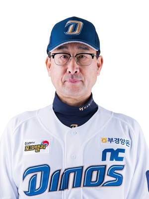 <b>한화</b>, '롯데 4번타자 출신' <b>김민호</b> 타격<b>코치</b> 영입