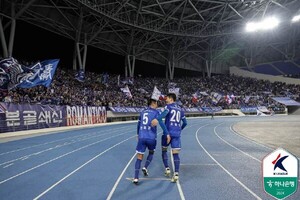 <b>안산</b>에 진땀 역전승 거둔 <b>수원</b> 삼성, 최대 4위로 시즌 먼저 마무리… 준...
