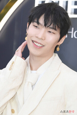 이찬혁, 또 열애설…배우 하지수 누구? 소속사 