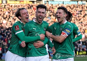 '<b>리버풀</b> 충격 탈락' 2부 꼴찌팀이 EPL 1위팀 잡는 대이변 [<b>FA컵</b>]