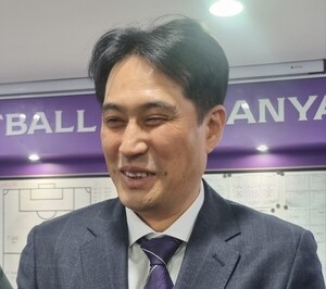 '<b>K리그</b>1 첫 홈경기' <b>안양</b> 유병훈 "국대급 김천보다 더한 간절함으로 이...