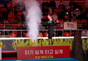 '<b>김가영</b> 해냈다!'... 프로당구 최초 '<b>7연속 우승</b>-월드챔피언십 3회 <b>우승</b>...
