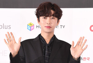 <b>임영웅</b>, <b>세금 체납</b>?…51억 <b>펜트하우스</b> 압류 해제 [공식]