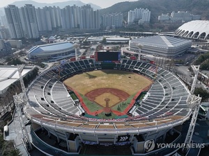 <b>사직</b>에서 <b>NC</b> 홈경기라니… KBO "<b>롯데</b>-<b>NC</b> <b>3연전</b>, <b>사직</b>에서 개최"