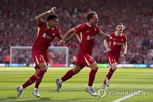 5년 만의 EPL 왕좌! 리버풀, 손흥민 결장한 토트넘을 대파하고 우승 차지