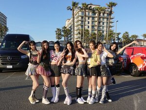 'SM 신예' 하츠투하츠, 도자 캣·게타와 나란히…美 <b>페스티벌</b> 첫 입성