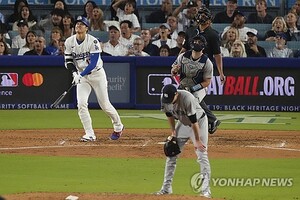 '저지 <b>홈런</b>치니 <b>오타니</b>는 2<b>홈런</b>' 명승부 다저스vs양키스, 다저스 8-5승