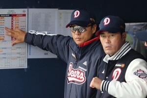 이승엽 사퇴… '<b>허슬두</b>' 정신 되살릴 새 감독은 누구일까
