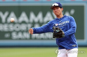 <b>부상</b> 괜찮다는데 왜… '<b>김혜성</b> 3경기 연속 <b>결장</b>' LAD, STL에 영봉패