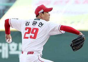 <b>추신수 은퇴식</b>엔 <b>김광현</b>이지… 이숭용 감독 "앤더슨 고려 안했다"