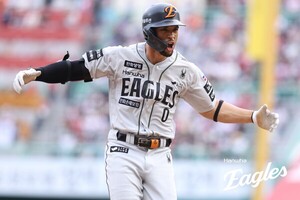 '복덩이 탄생' <b>한화 리베라토</b>, KBO 첫 <b>홈런</b>으로 'ERA 1위' 앤더슨 격침[...