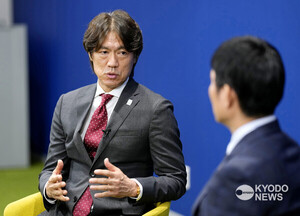 <b>홍명보</b>·<b>모리야스</b> 한·일 축구 대표팀 <b>감독</b>, 수교 60주년 기념 특별 대담