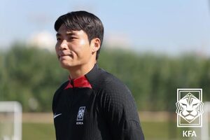 '<b>동아시안컵</b> 부주장' 박진섭 "<b>목표</b>는 전승 <b>우승</b>, 모두가 간절해"