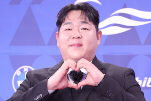 <b>문상훈</b>, '<b>청룡시리즈어워즈</b>' 신인 남자예능인상 수상
