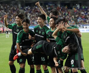 '<b>김진규</b> 결승골' 팀 <b>K리그</b>, EPL <b>뉴캐슬</b> 1-0 승리 '대어 낚다'