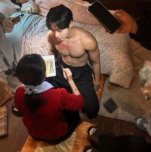 <b>추영우</b>, 터질 듯한 복근…'견우와 선녀' 종영해도 '복근 열일' [스한그...