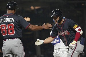'방출한 TB, 후회하려나' ATL 데뷔전 멀티히트로 복수한 <b>김하성</b>