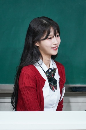 <b>이미주</b>, <b>김희철</b>과 열애설 터지나('아는 형님')
