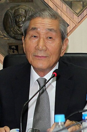 '프로야구 출범 주도' <b>이용일 전 KBO 총재</b> 직무대행, 7일 별세