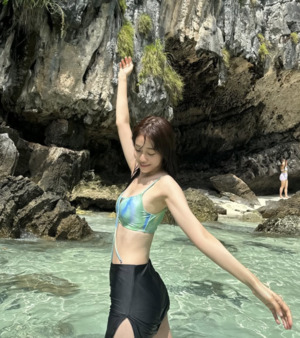 노윤서 비키니 화보