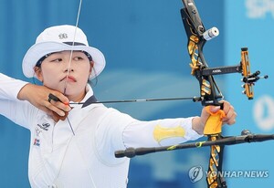 '<b>일베</b> 용어 사용' 양궁 <b>임시현</b>, 사과문도 <b>논란</b> "국위선양 하느라 바빠"