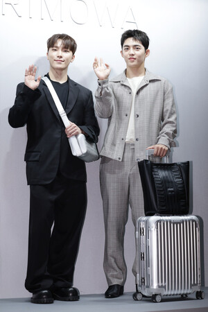 <b>세븐틴</b> <b>디노</b>-<b>에스쿱스</b>, 계속 보고싶은 투샷