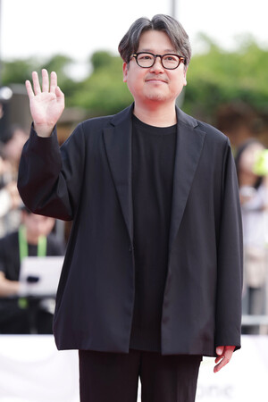 <b>서울드라마어워즈 참석</b>한 '중증외상센터' 이도윤 감독