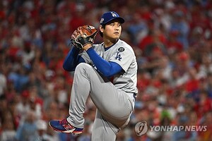 '<b>오타니 PS 첫</b> 선발승' LAD, PHI 꺾고 NLDS 1승 선점