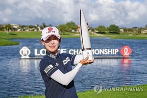 '초대박' <b>황유민</b>, LPGA <b>롯데 챔피언십</b> 우승… 김효주 준우승