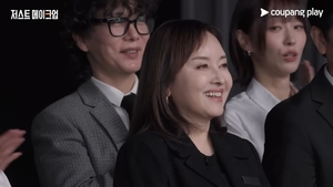 "조용히 살라" vs "응원한다"…故 <b>조민기</b> 아내 <b>김선진</b> <b>복귀</b>, 갑론을박 [...